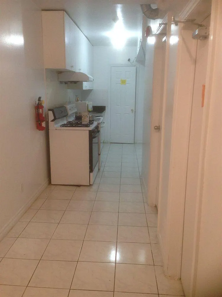 ** Affittacamere Chinatown Travellers Home Toronto Canada