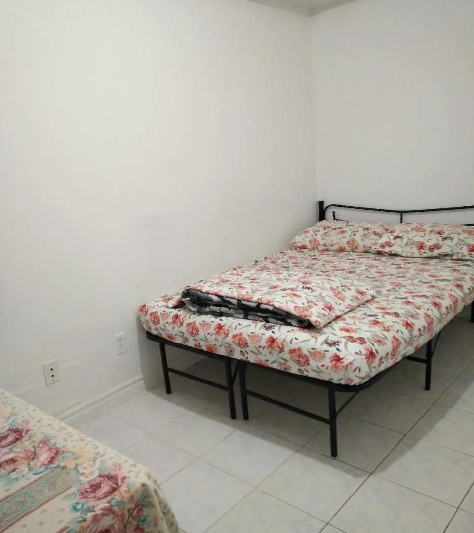 ** Affittacamere Chinatown Travellers Home Toronto Canada